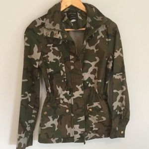 Love tree camo jacket